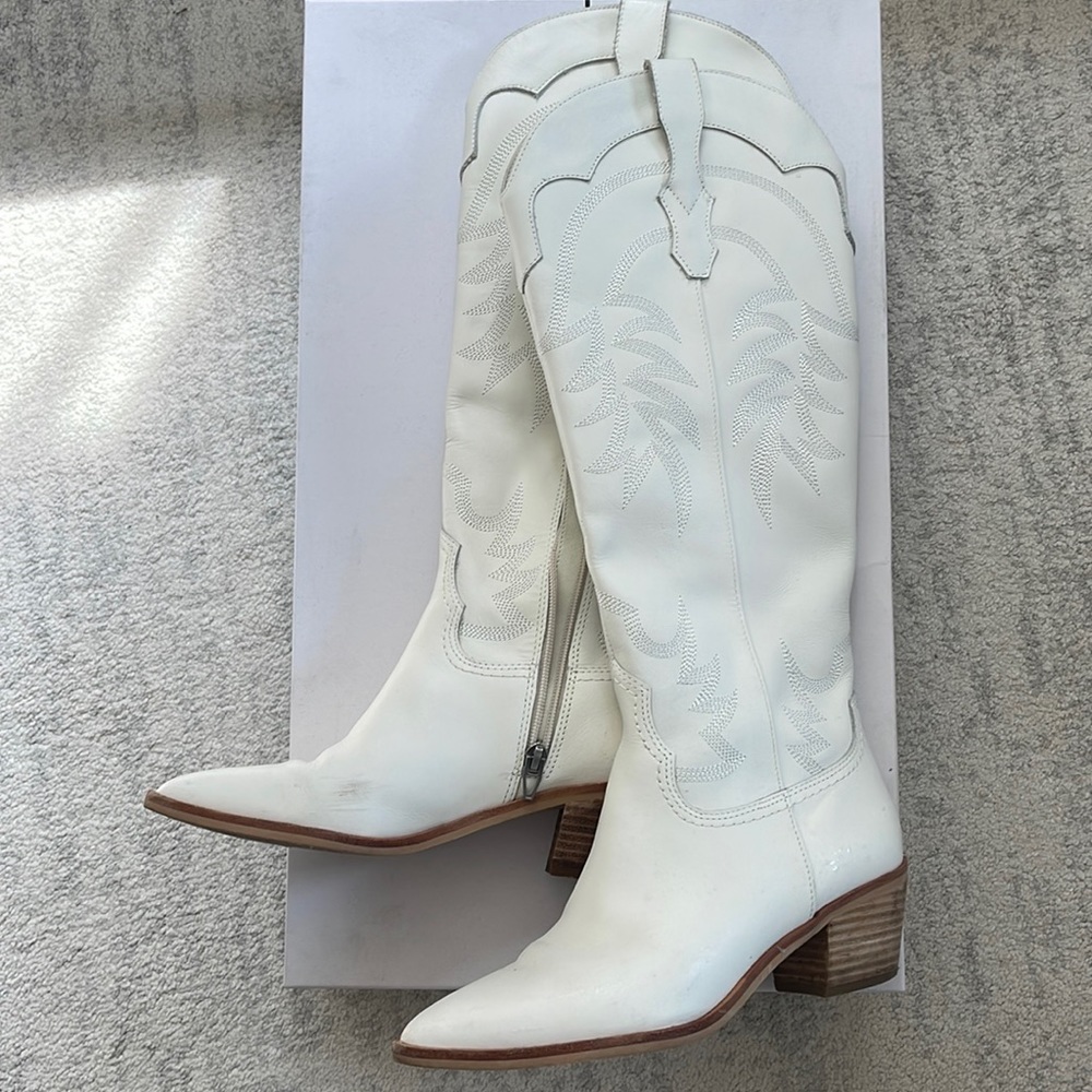 Dolce Vita Solida Western Boots in White